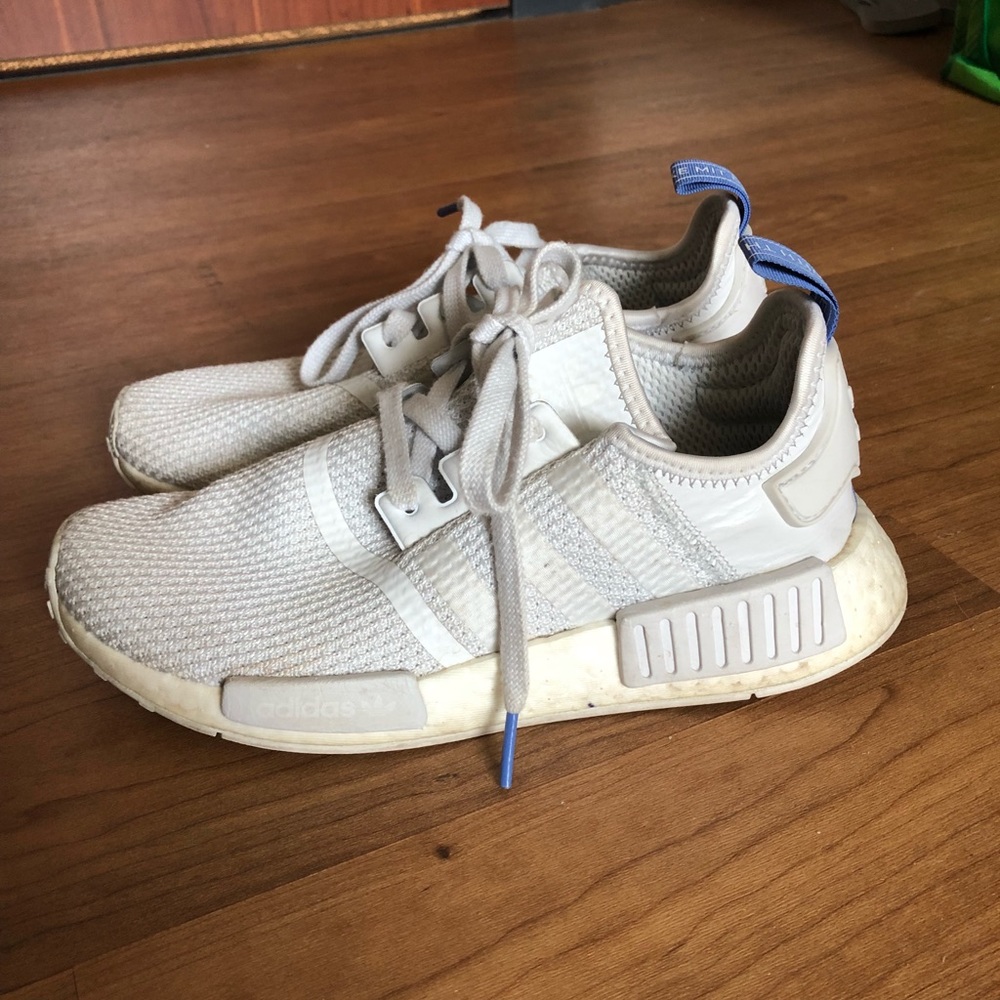 Adidas tennis shoes